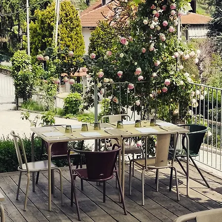 Fontanazza Osteria Con * לה מורה