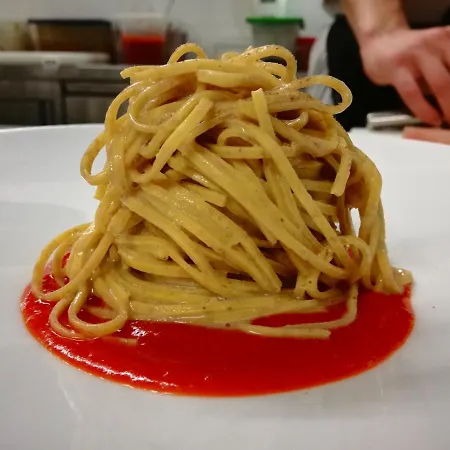 Fontanazza Osteria Con אורחן לה מורה